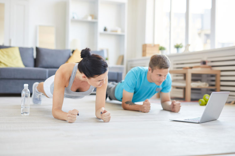 30 MINUTES TO KEEP YOUR HOLIDAY FIT: