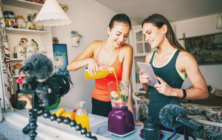 7 QUESTIONS ALL NUTRITION COACHES NEED TO KNOW HOW TO ANSWER: