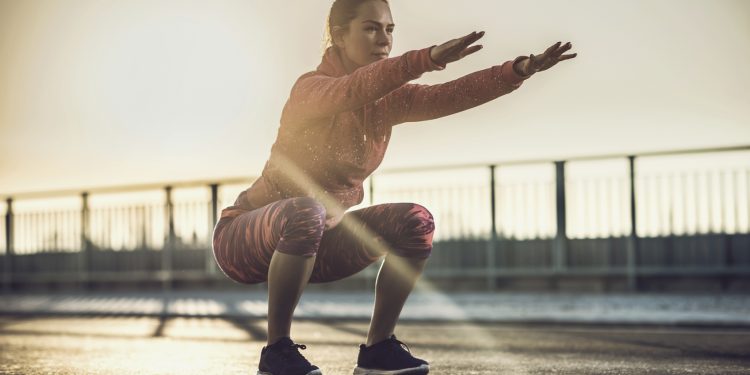 SQUAT STANCE: NEUTRAL, SQUEEZE, AND OUTWARD SQUAT (ARTICLE REVIEW):