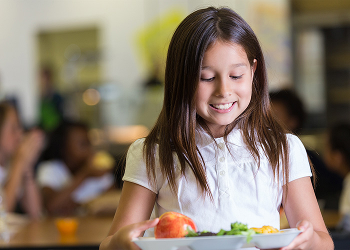 HOW TO COACH ADOLESCENTS ON NUTRITION DECISIONS