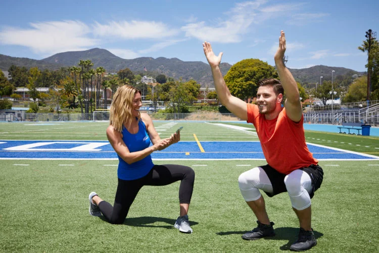 How-to-Perform-an-Overhead-Squat-Assessment-750x500